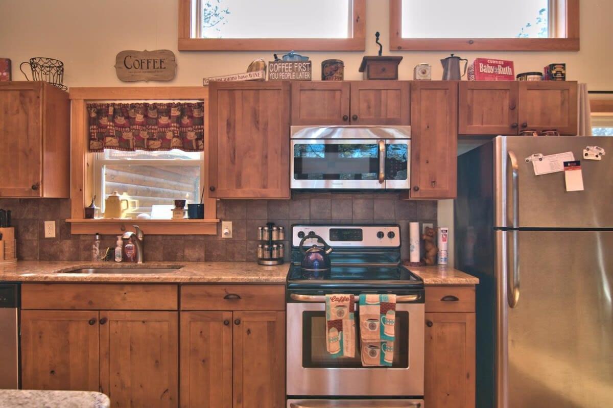 Holiday home Whispering Pines Retreat Albrightsville